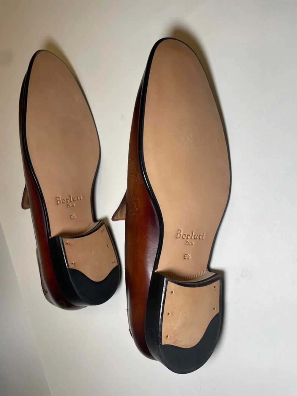 Hand-Painted Chestnut Brown Leather Men’s Slip-On Loafers - Picture 2 of 9